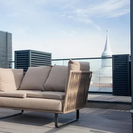 Penthouse Z Tarasem アパート *