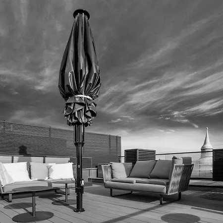 Penthouse Z Tarasem アパート *